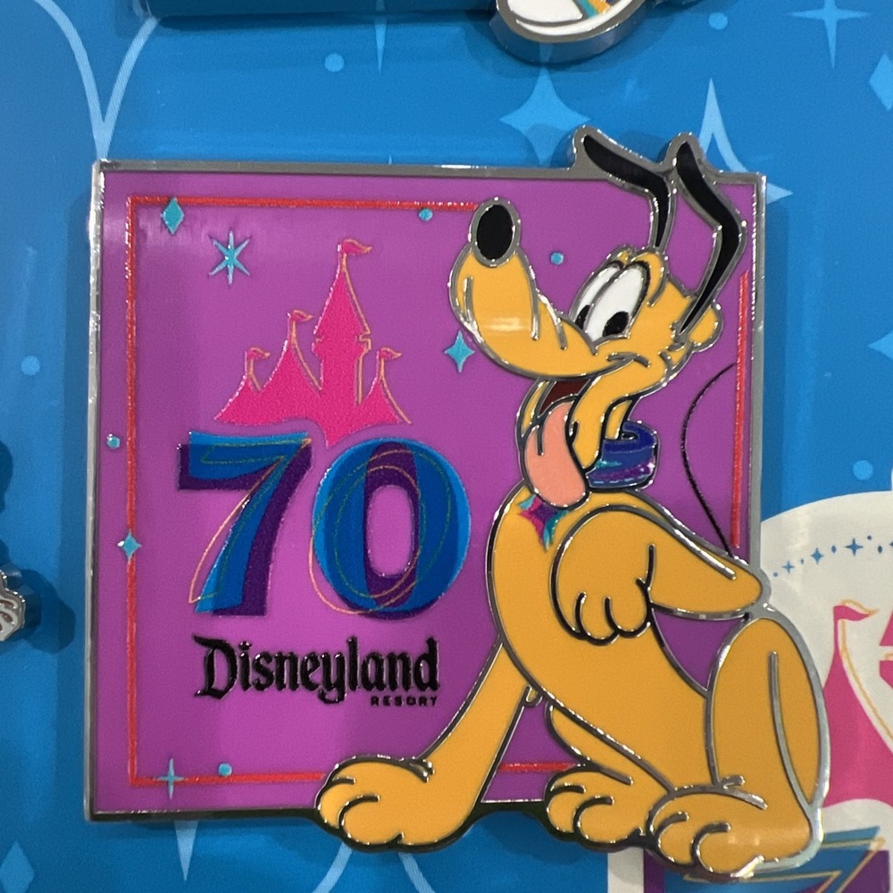 Disneyland 70th anniversary pins - Picture 5 of 7